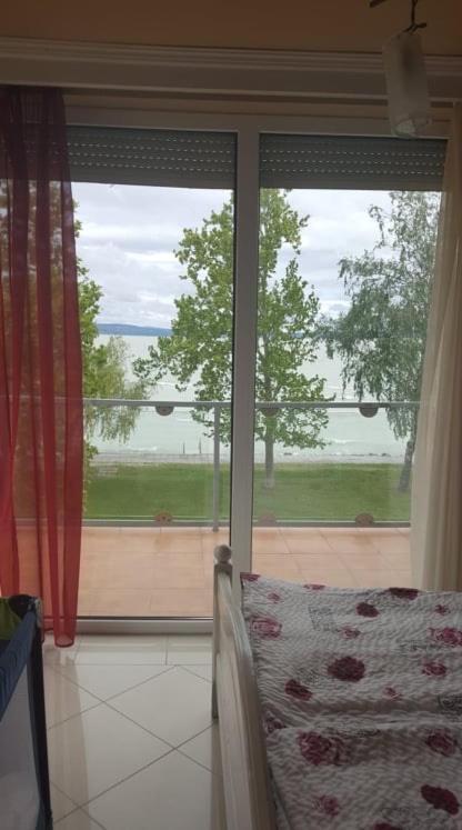 Gruber Apartman Siófok Esterno foto